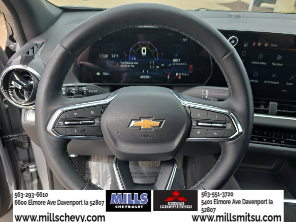 Used 2025 Chevrolet Equinox LT FWD image 9