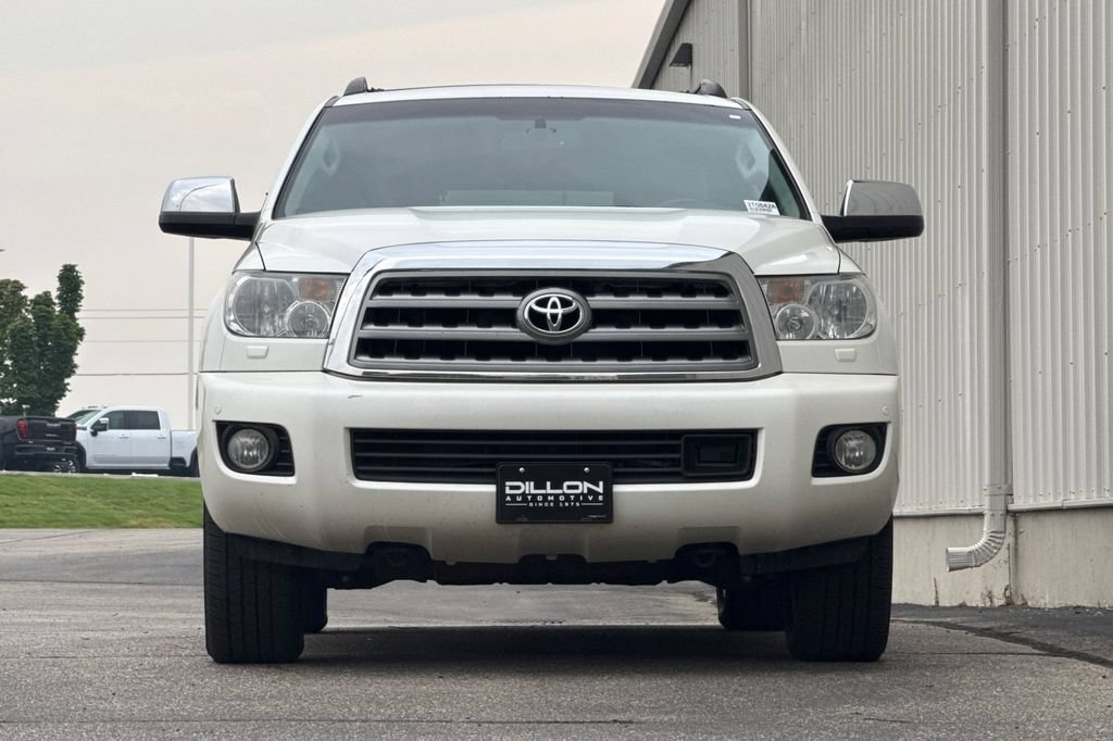 Used 2015 Toyota Sequoia Platinum AWD/4WD image 9
