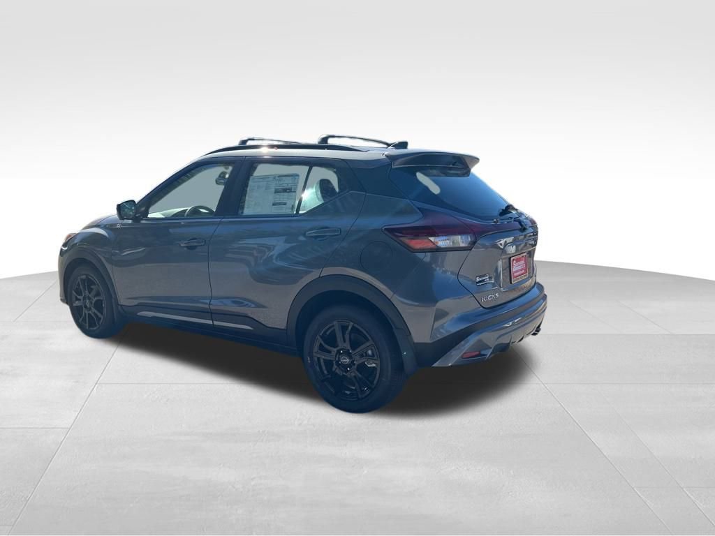 New 2024 Nissan Kicks SR w/ Interior Electronics Package image 2