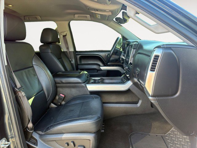 Used 2017 Chevrolet Silverado 1500 LTZ Z71 w/ LTZ Plus Package AWD/4WD image 4