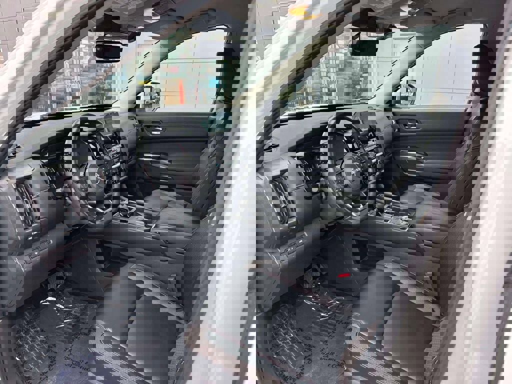 Certified 2024 Nissan Pathfinder SL w/ Lighting Package (N92) image 16