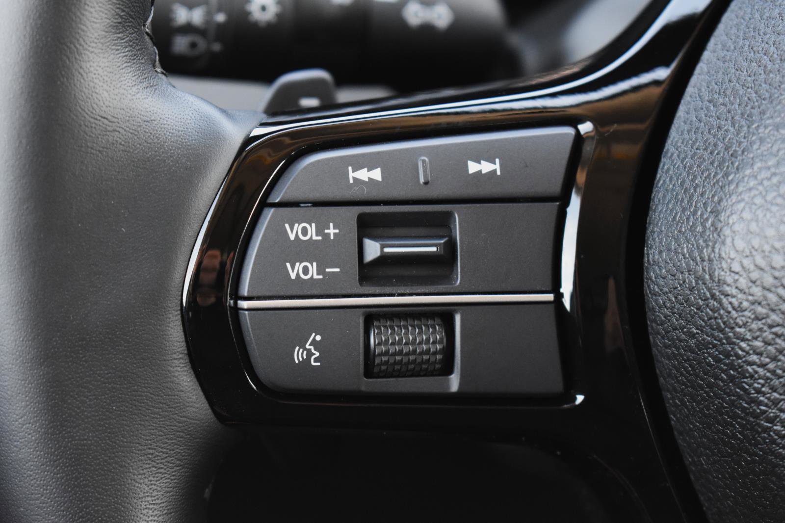 Used 2025 Honda Pilot Elite image 6