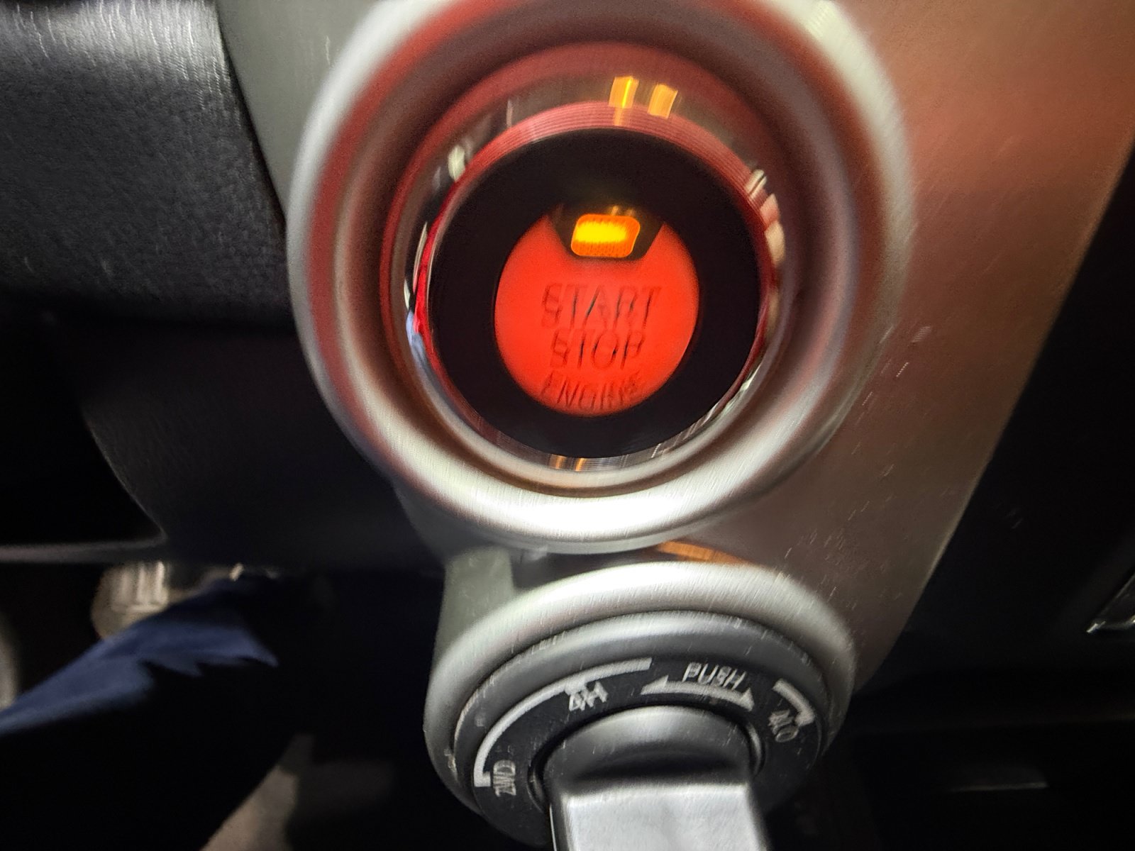 Used 2021 Nissan Titan SV w/ SV Convenience Package AWD/4WD image 30