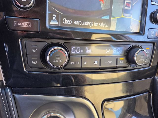 Used 2016 Nissan Maxima Platinum FWD image 26