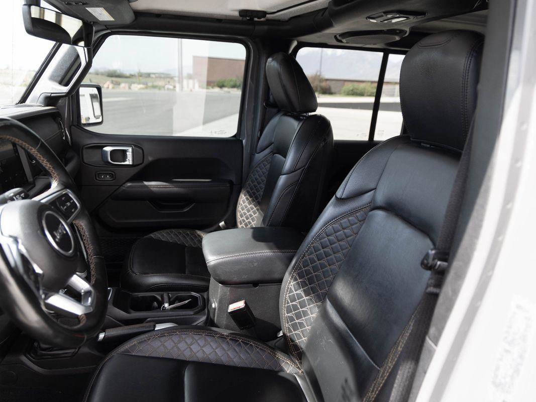 Used 2022 Jeep Gladiator Overland AWD/4WD image 14