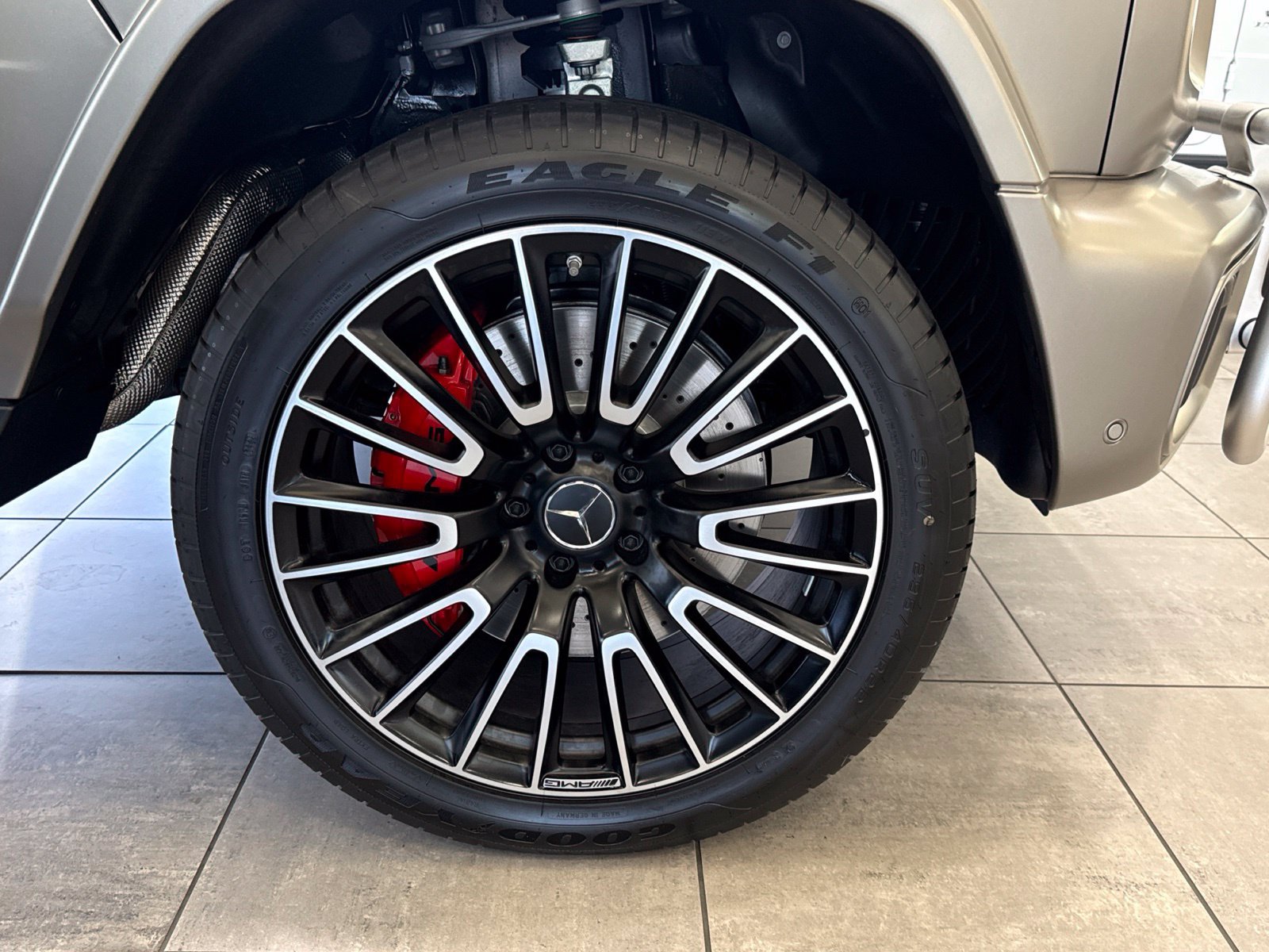 New 2027 Mercedes-Benz G 63 AMG 4MATIC image 4