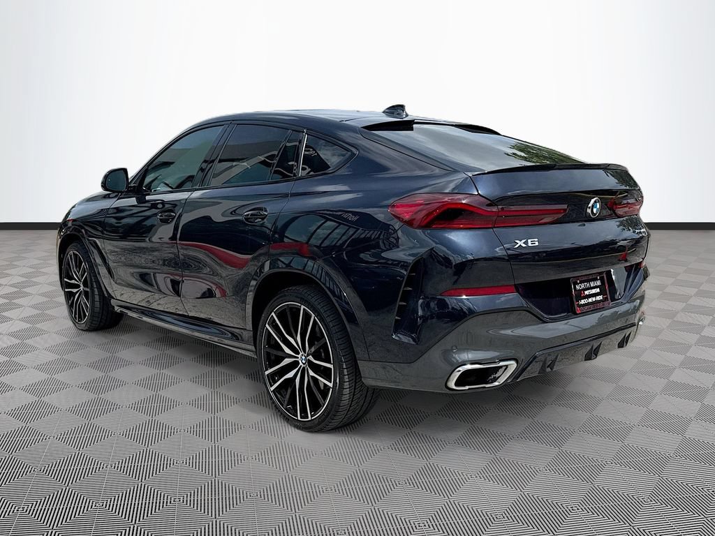 Used 2022 BMW X6 xDrive40i w/ M Sport Package AWD/4WD image 5