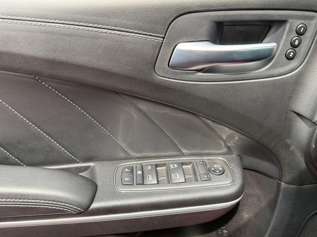 Used 2022 Dodge Charger Scat Pack RWD image 11