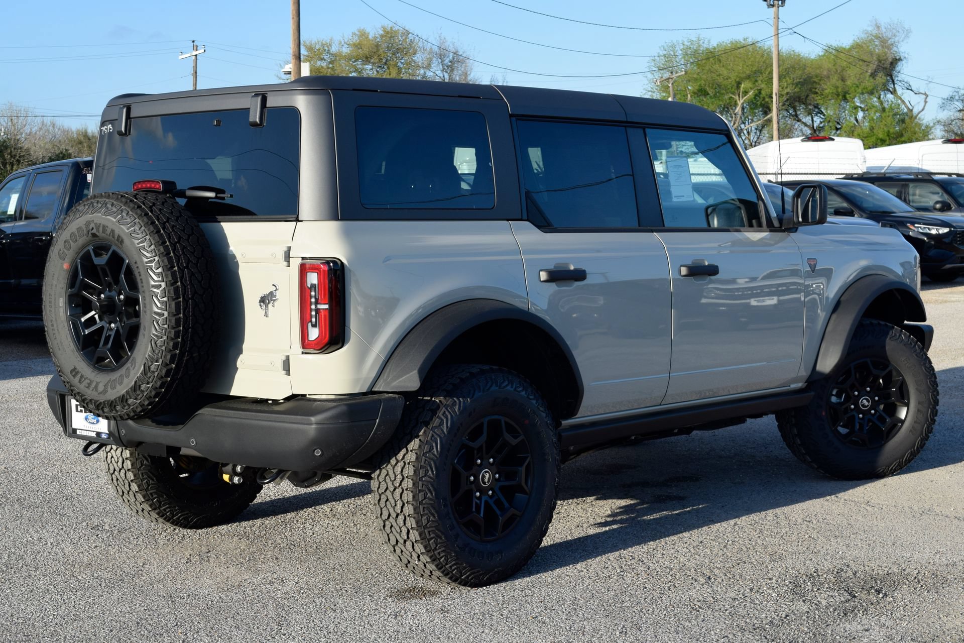New 2026 Ford Bronco Badlands AWD/4WD image 6