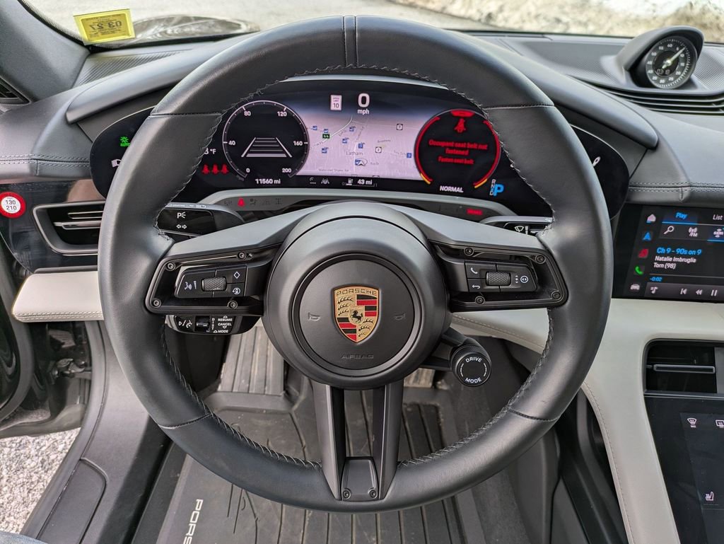 Used 2024 Porsche Taycan RWD image 10
