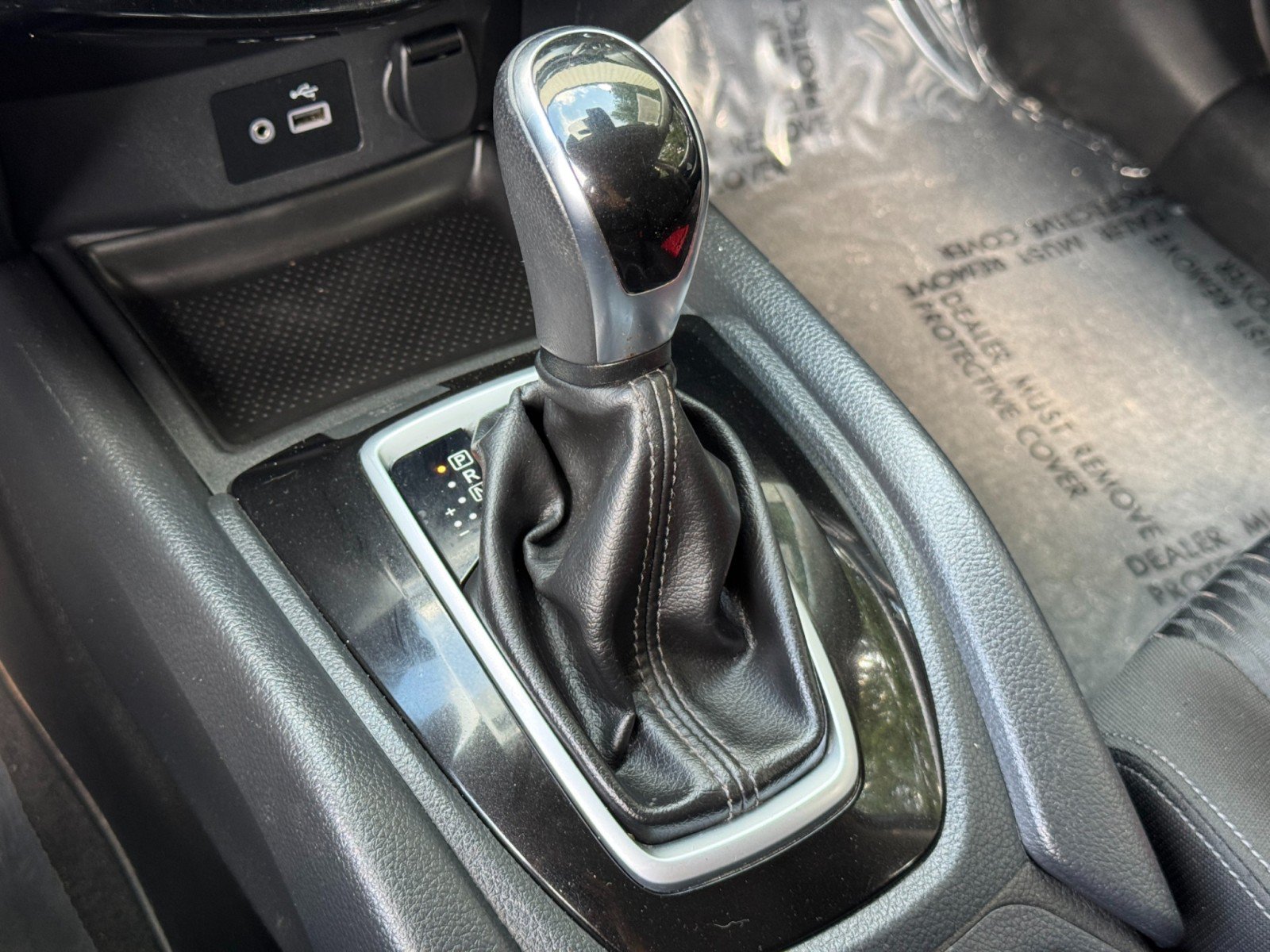 Used 2020 Nissan Rogue SV FWD image 26