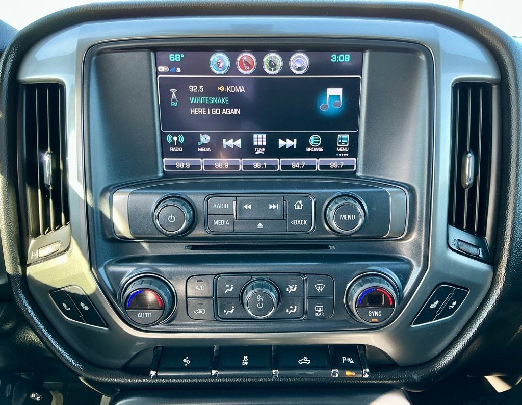 Used 2018 Chevrolet Silverado 1500 LT w/ Texas Edition image 33