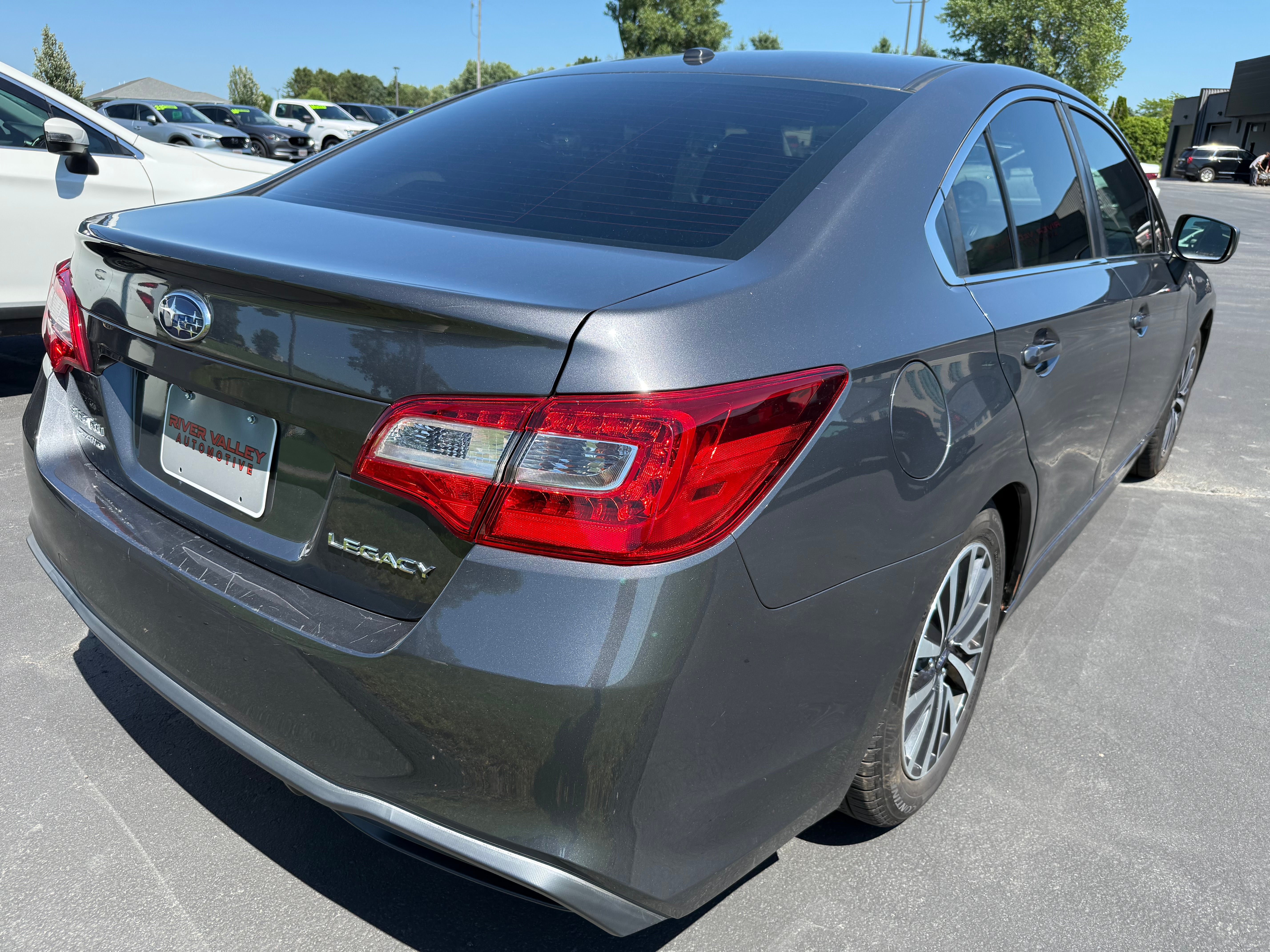 Used 2019 Subaru Legacy 2.5i w/ Alloy Wheel Package AWD/4WD image 3