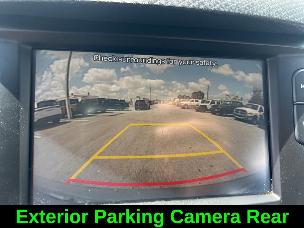 Used 2017 Hyundai Veloster image 16