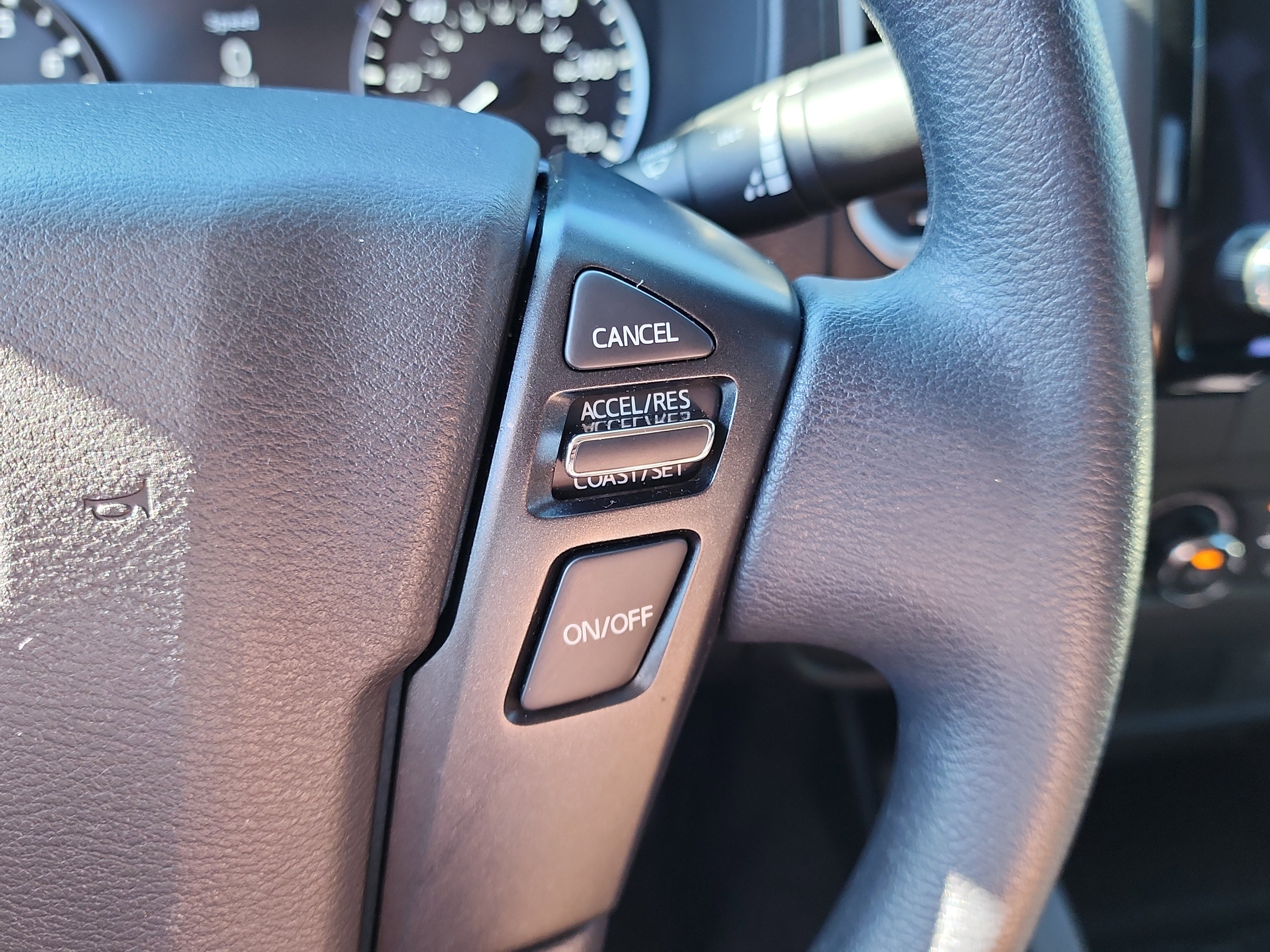 Used 2024 Nissan Frontier SV w/ Tow Package image 21