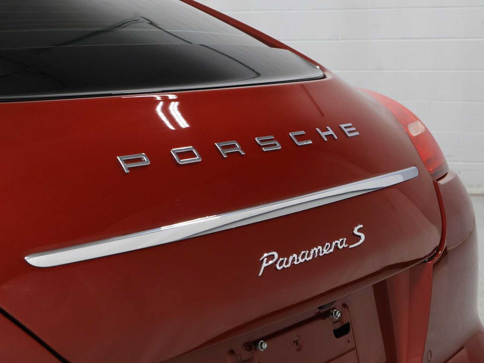 Used 2012 Porsche Panamera S RWD image 8