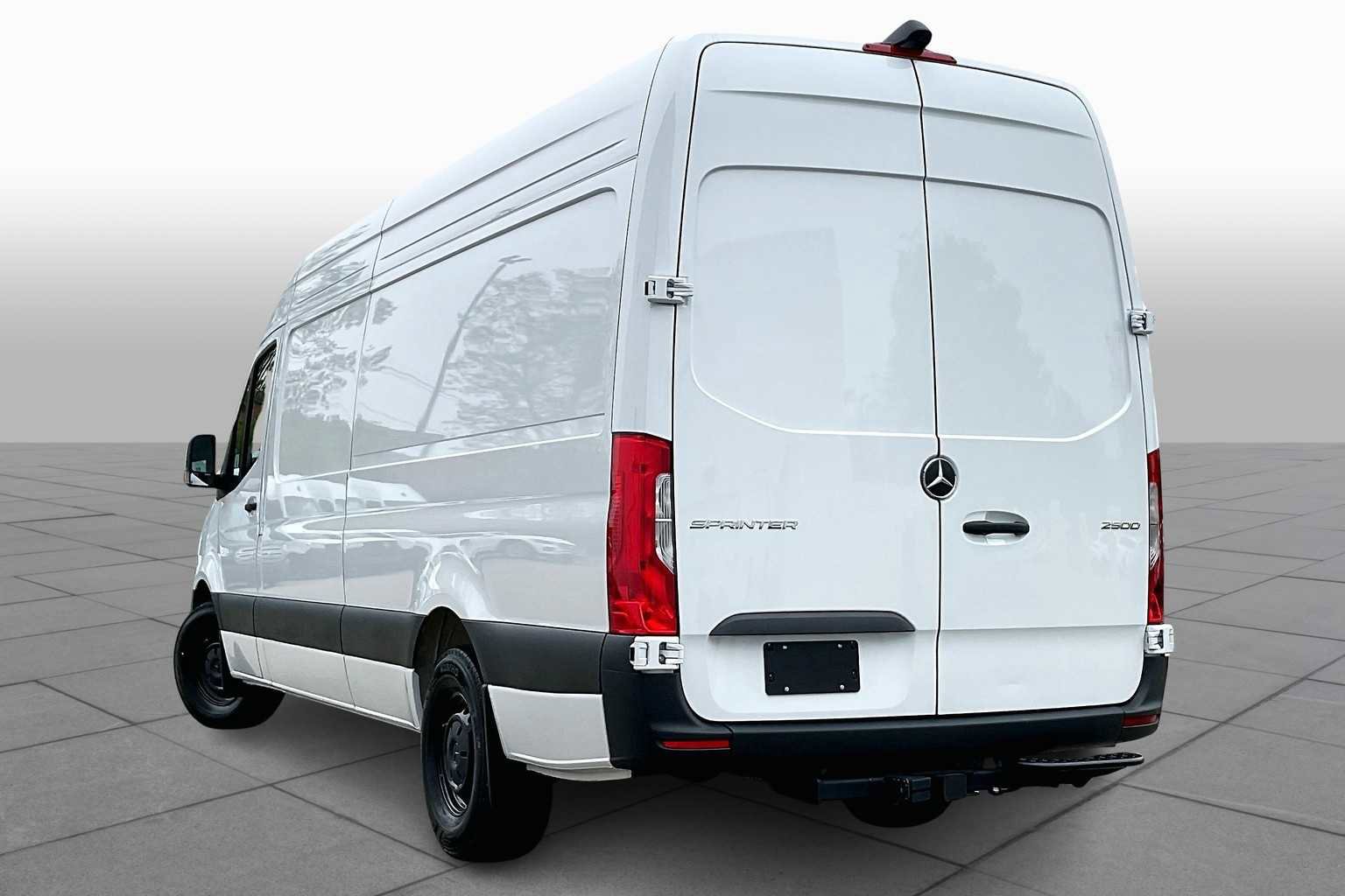 New 2025 Mercedes-Benz Sprinter 2500 image 4