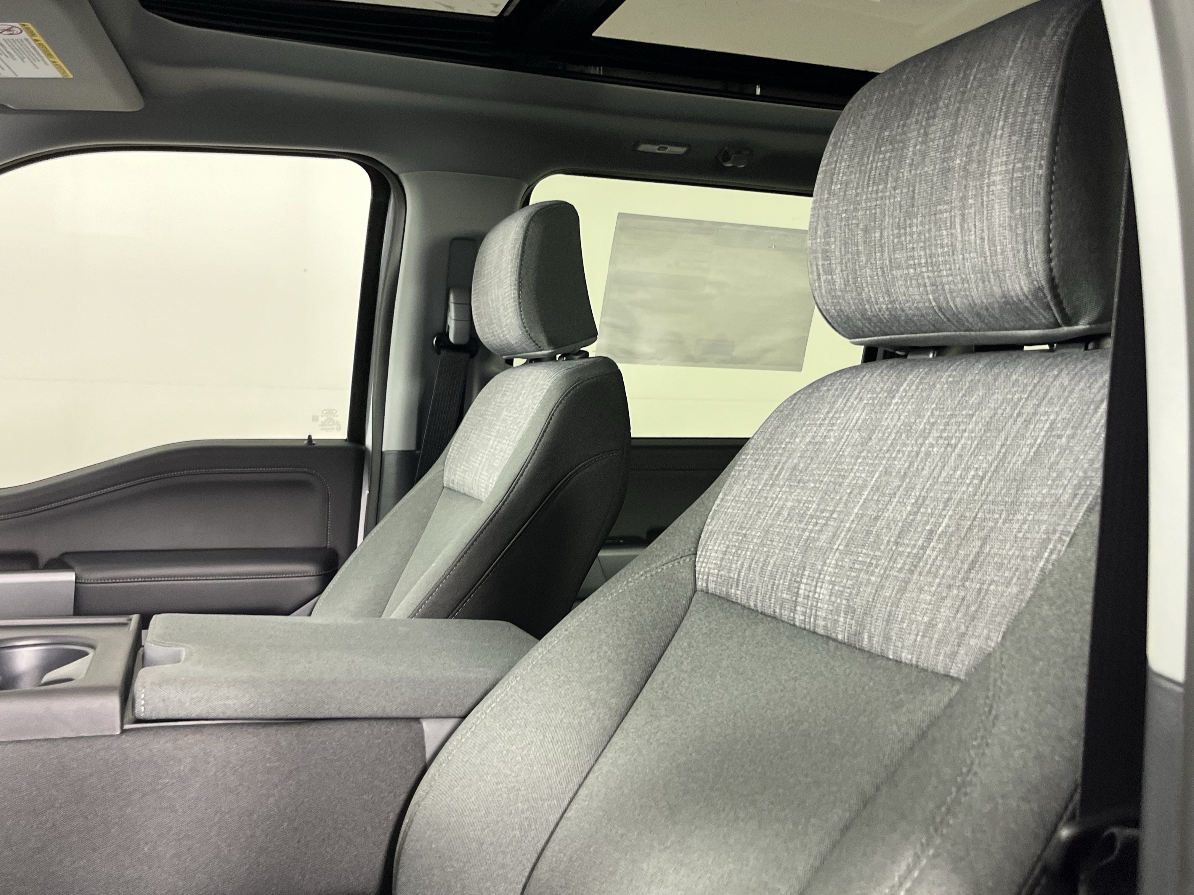 New 2026 Ford F350 XLT w/ XLT Premium Package AWD/4WD image 19