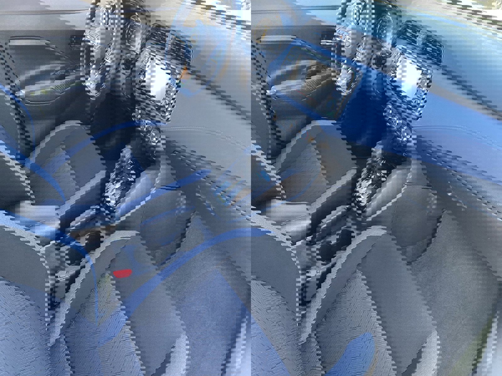 Certified 2025 Nissan Versa SV w/ Trunk Package image 13