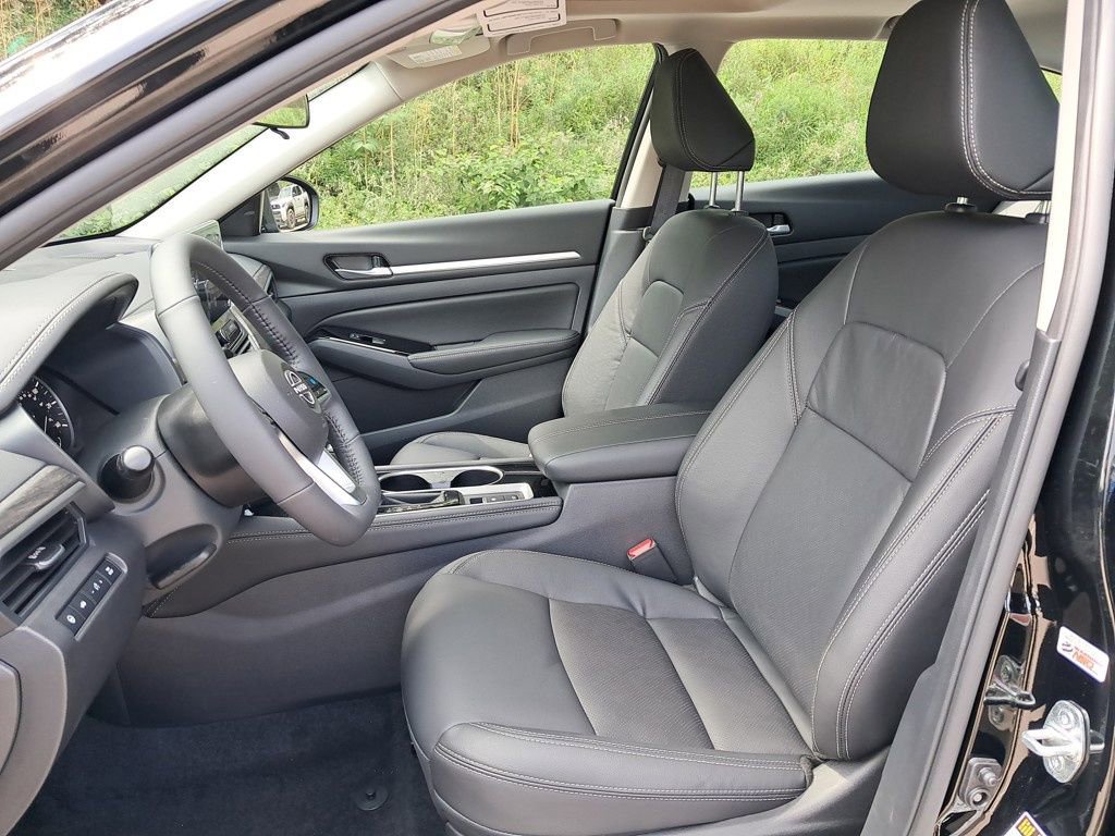 New 2025 Nissan Altima 2.5 SL image 10