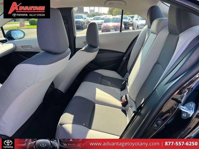 Used 2026 Toyota Corolla LE FWD image 17