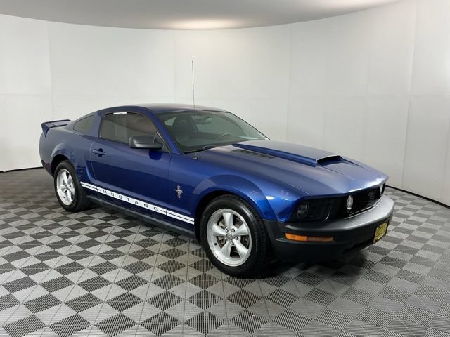 Used 2007 Ford Mustang Premium RWD image 3