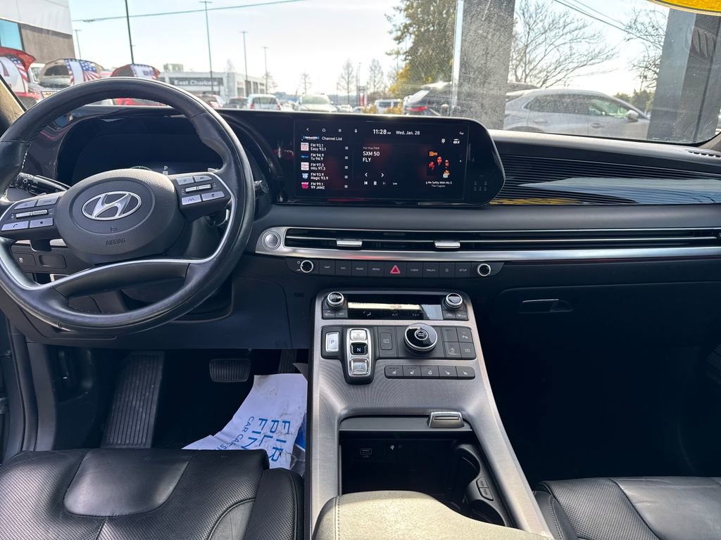 Used 2023 Hyundai Palisade Calligraphy image 19