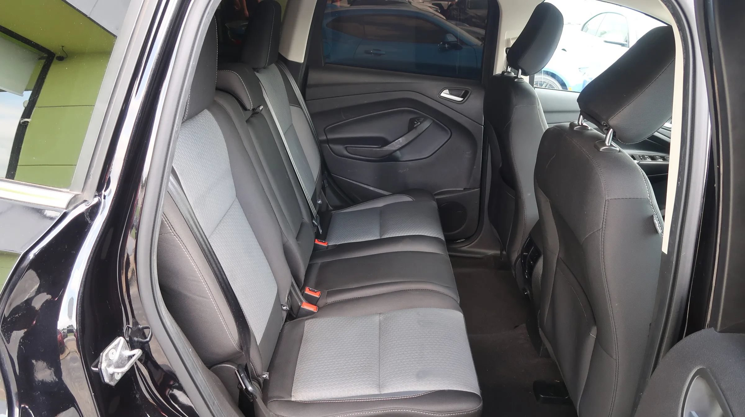 Used 2019 Ford Escape SE FWD image 23