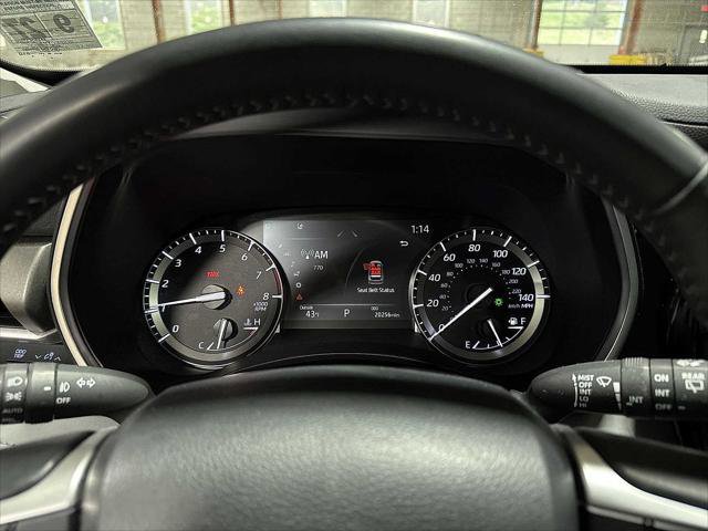 Certified 2022 Toyota Highlander XLE image 34