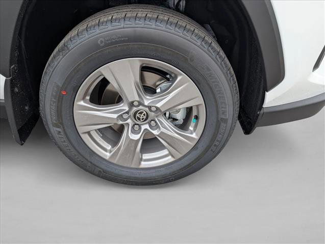 New 2025 Toyota RAV4 XLE image 5