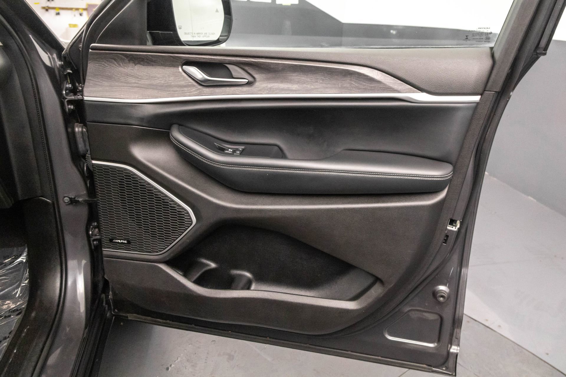 Used 2021 Jeep Grand Cherokee L Limited AWD/4WD image 43