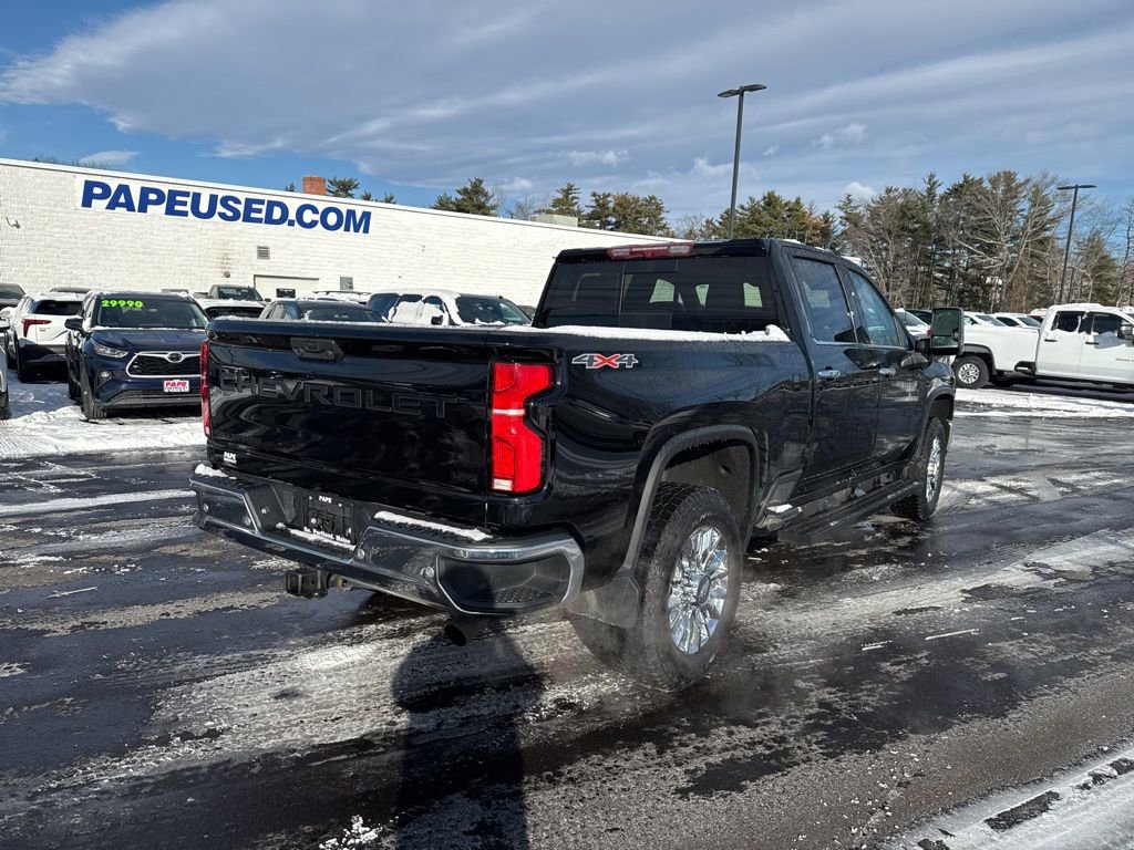 Used 2024 Chevrolet Silverado 2500 LTZ w/ LTZ Convenience Package image 3