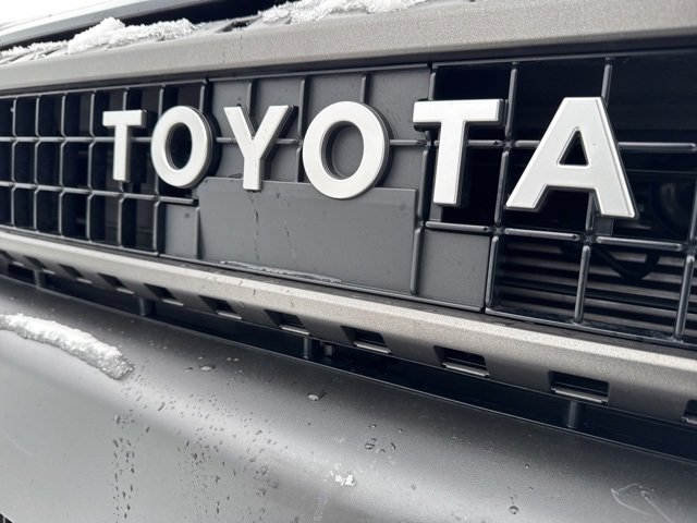 Used 2025 Toyota Land Cruiser image 30