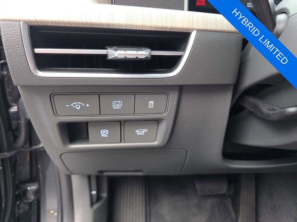 Used 2024 Hyundai Sonata Limited FWD image 27