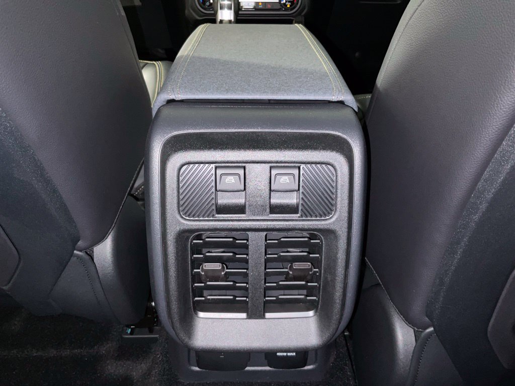 New 2026 Ford Bronco Badlands AWD/4WD image 17