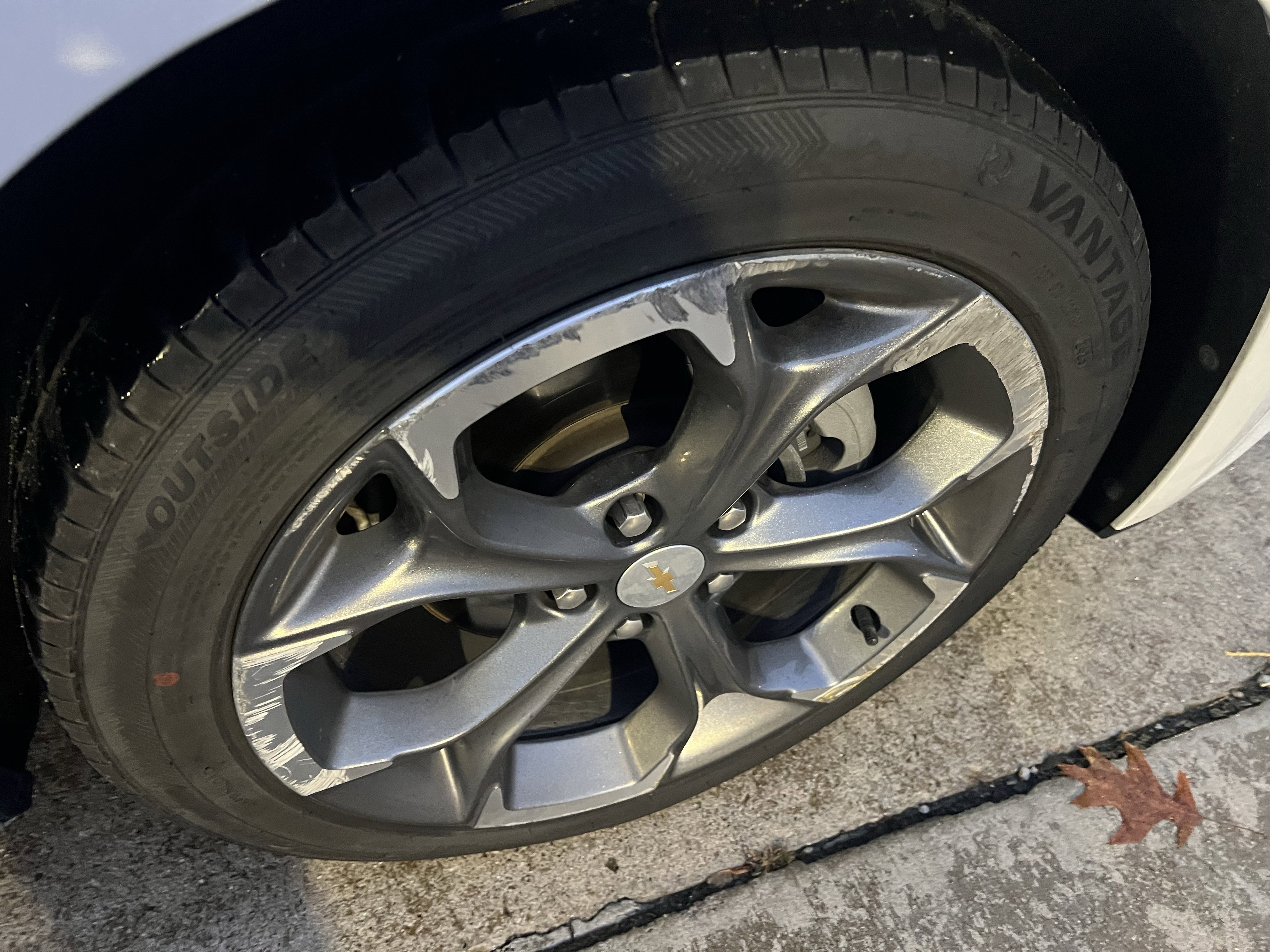 Used 2024 Chevrolet Malibu LT FWD image 8