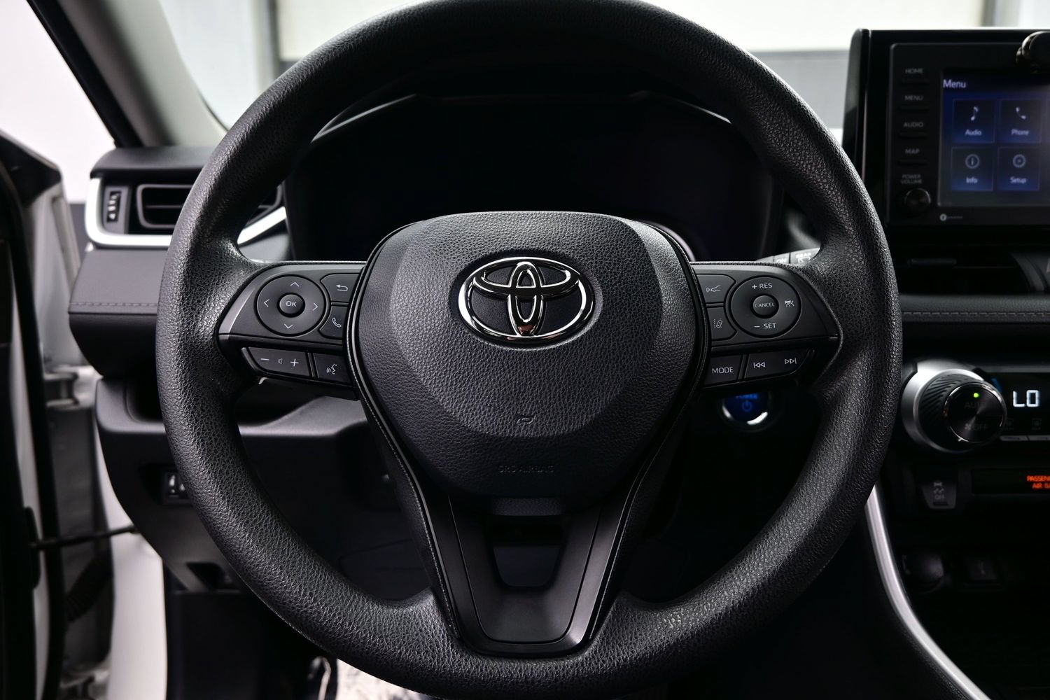 Used 2022 Toyota RAV4 XLE AWD/4WD image 23