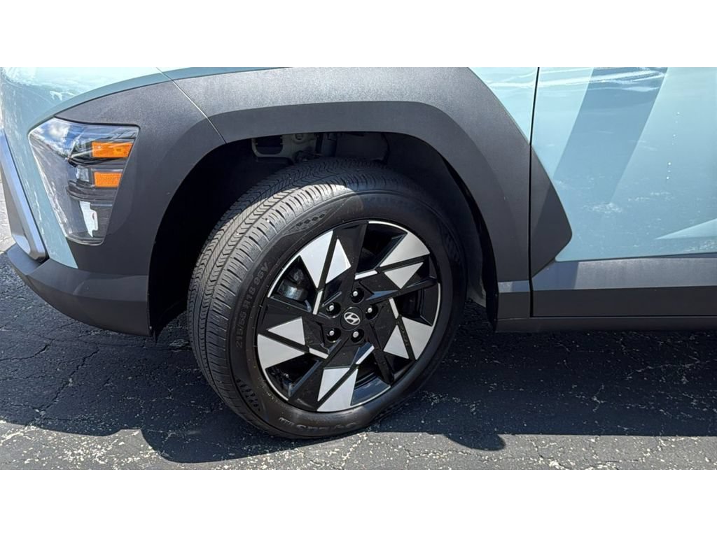 Used 2024 Hyundai Kona SEL AWD/4WD image 11