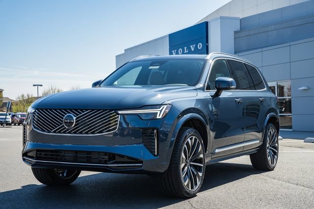 New 2026 Volvo XC90 B6 Plus w/ Protection Package Premier image 3