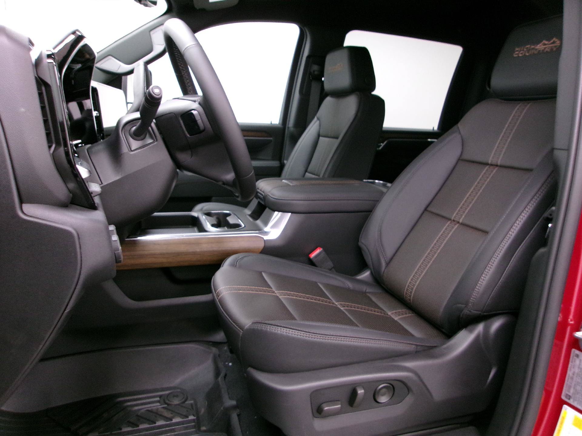 New 2026 Chevrolet Silverado 2500 High Country w/ Technology Package AWD/4WD image 9