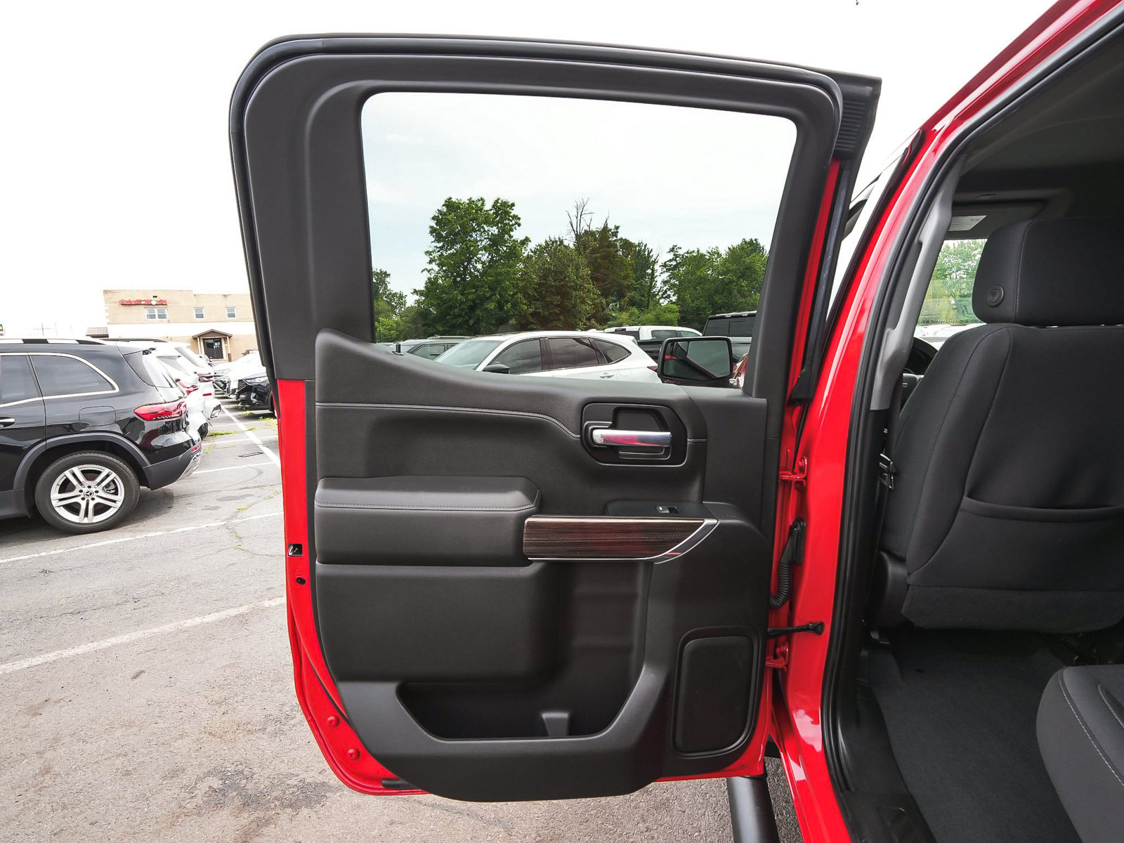 Used 2021 Chevrolet Silverado 1500 RST AWD/4WD image 11