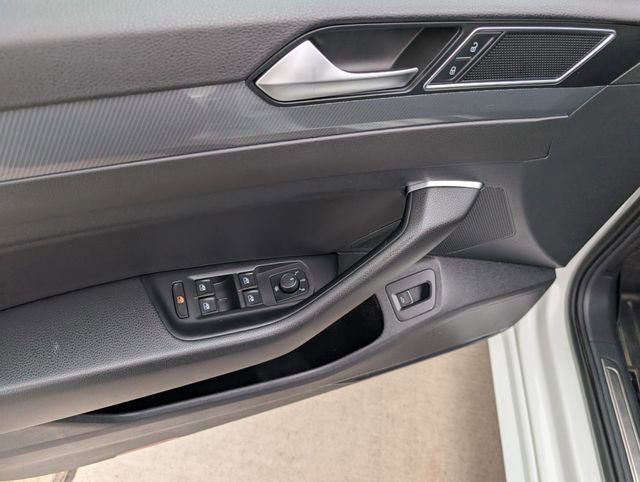 Used 2019 Volkswagen Arteon SE FWD image 9