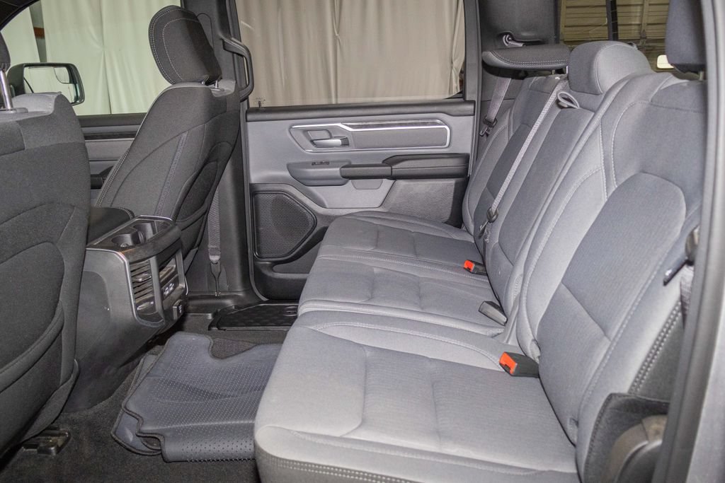 Used 2021 RAM 1500 Big Horn AWD/4WD image 12