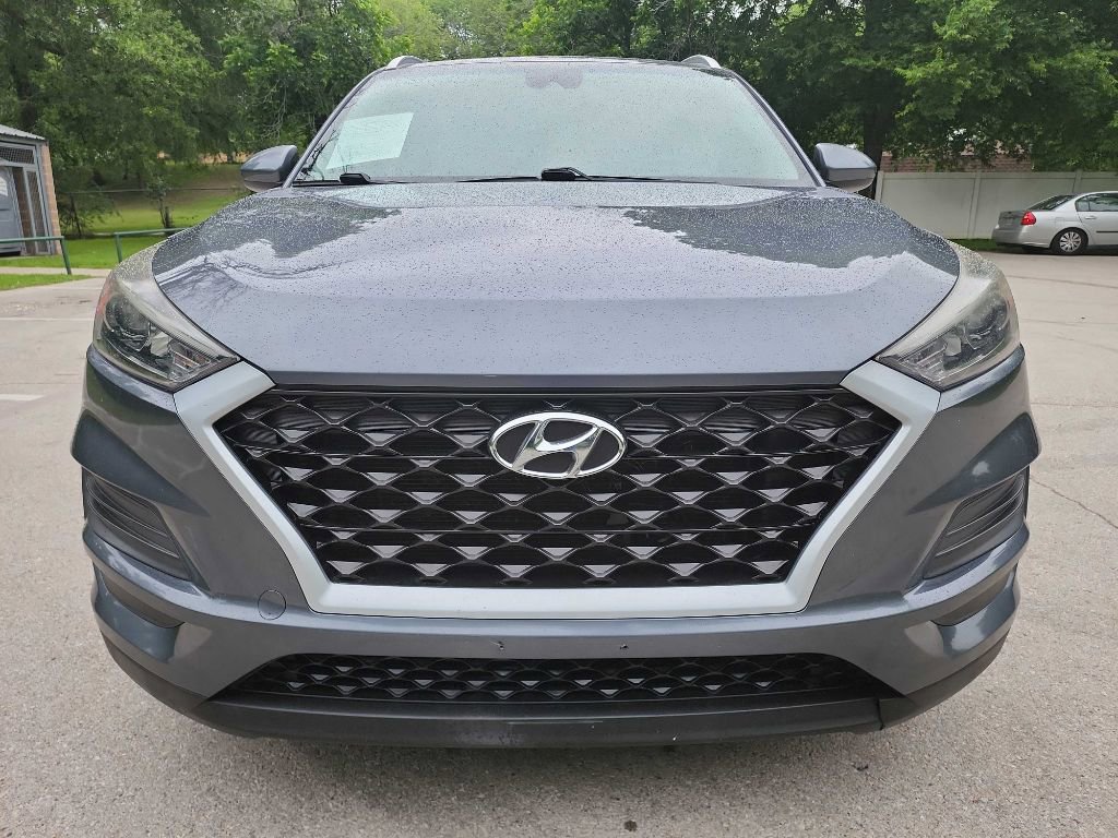 Used 2019 Hyundai Tucson Value FWD image 2