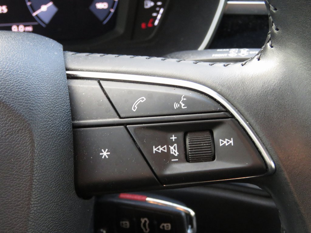 Used 2019 Audi Q3 2.0T Premium image 24