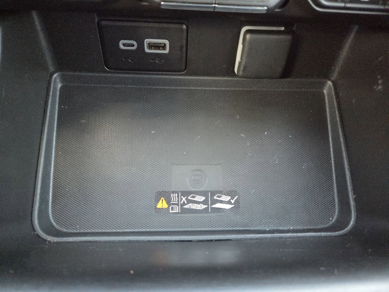 Used 2024 Chevrolet Tahoe Premier image 35