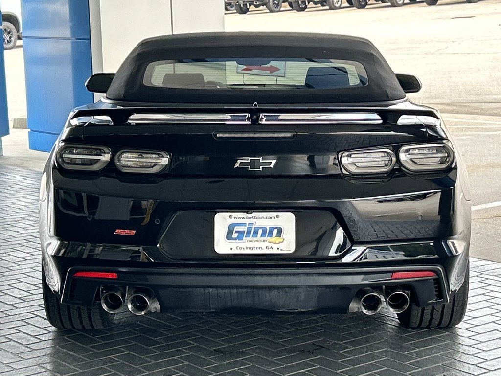 Certified 2024 Chevrolet Camaro SS RWD image 3