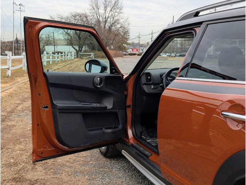 Used 2017 MINI Cooper Countryman ALL4 image 9