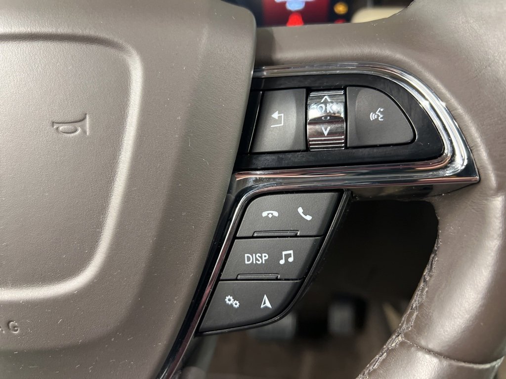 Certified 2022 Lincoln Nautilus Reserve image 17