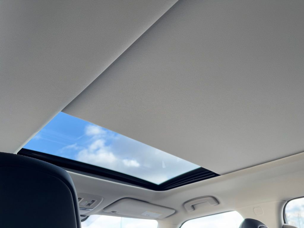 New 2025 INFINITI QX80 Luxe image 15